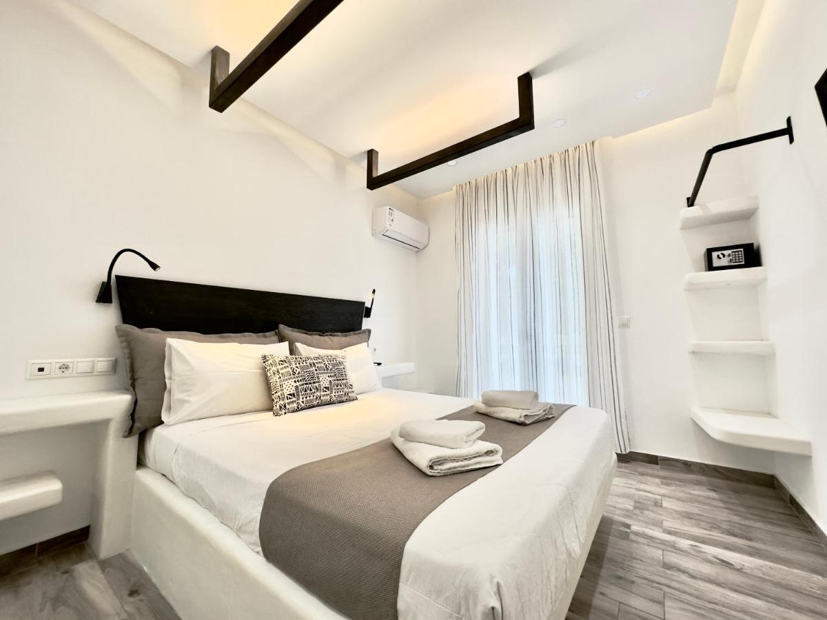 Blue Heart Luxury Suites Naxos City Exterior photo